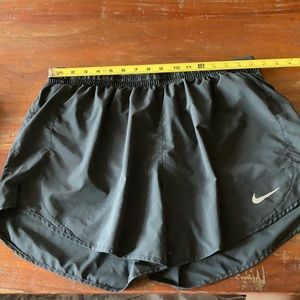 Nike XL drifit athletic shorts, with inner lining